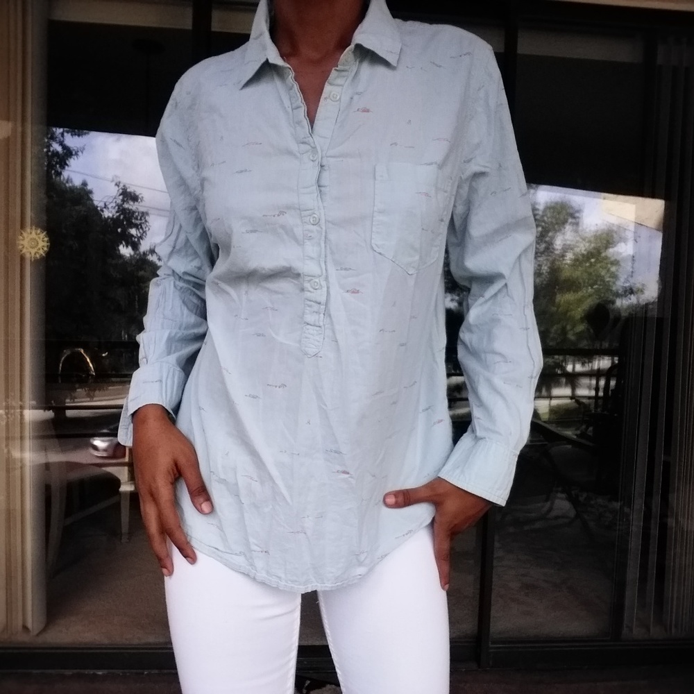 Ilove this sky blue blouse!